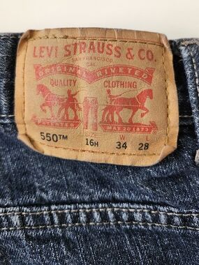 Levi's 550 Relaxed Boy's Size 16 Husky Jeans